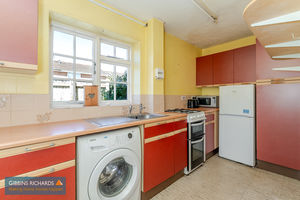 Kitchen- click for photo gallery